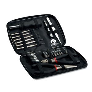 PAUL Jeu d'outils dans une boite