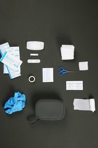 Vinga V26500 - Trousse de premiers secours VINGA Baltimore RCS