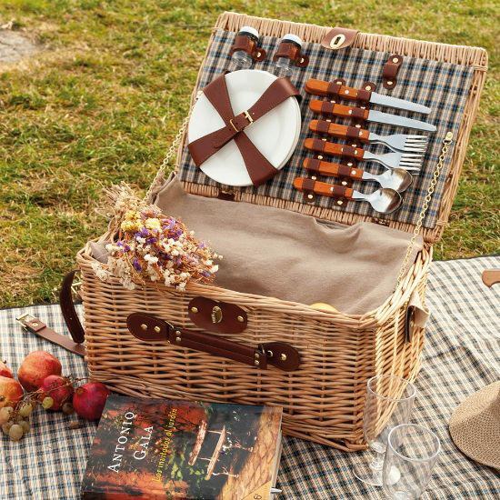 Goya 52040 - Rotan Picknickmand met Accessoires voor 4 KIWANO