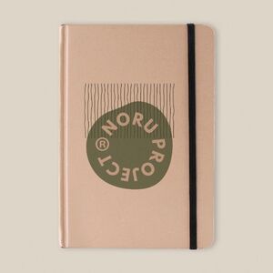 Goya 52575 - Carnet A5 couverture en papier herbe, élastique et ruban HILLIER
