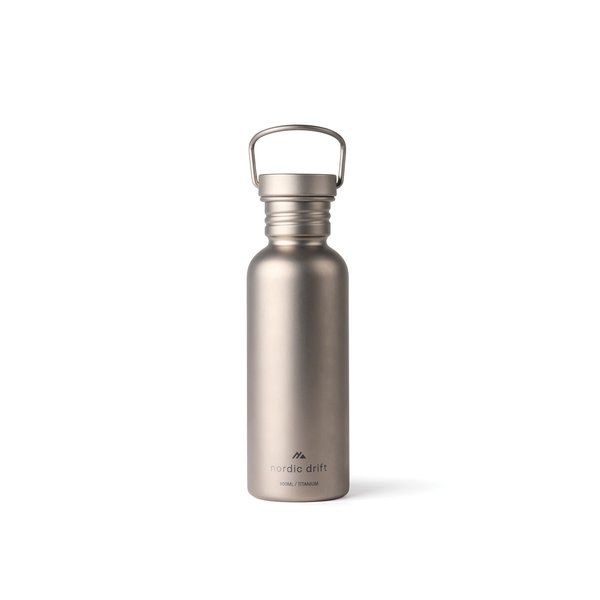 Nordic Drift ND340.00 - Nordic Drift Trail bouteille d’eau en titane ultralégère de 600 ml